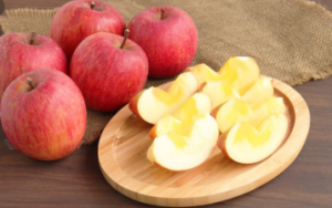 りんごを皮ごと食べる時のおすすめの洗い方5選 農薬の心配はないの はてなスッキリ